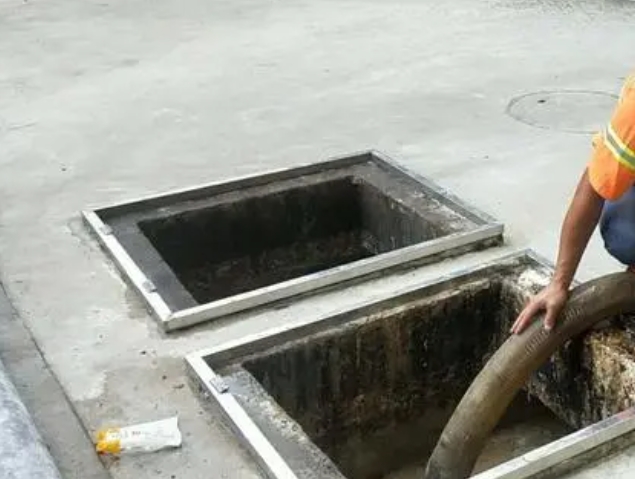 柳林化粪池清理